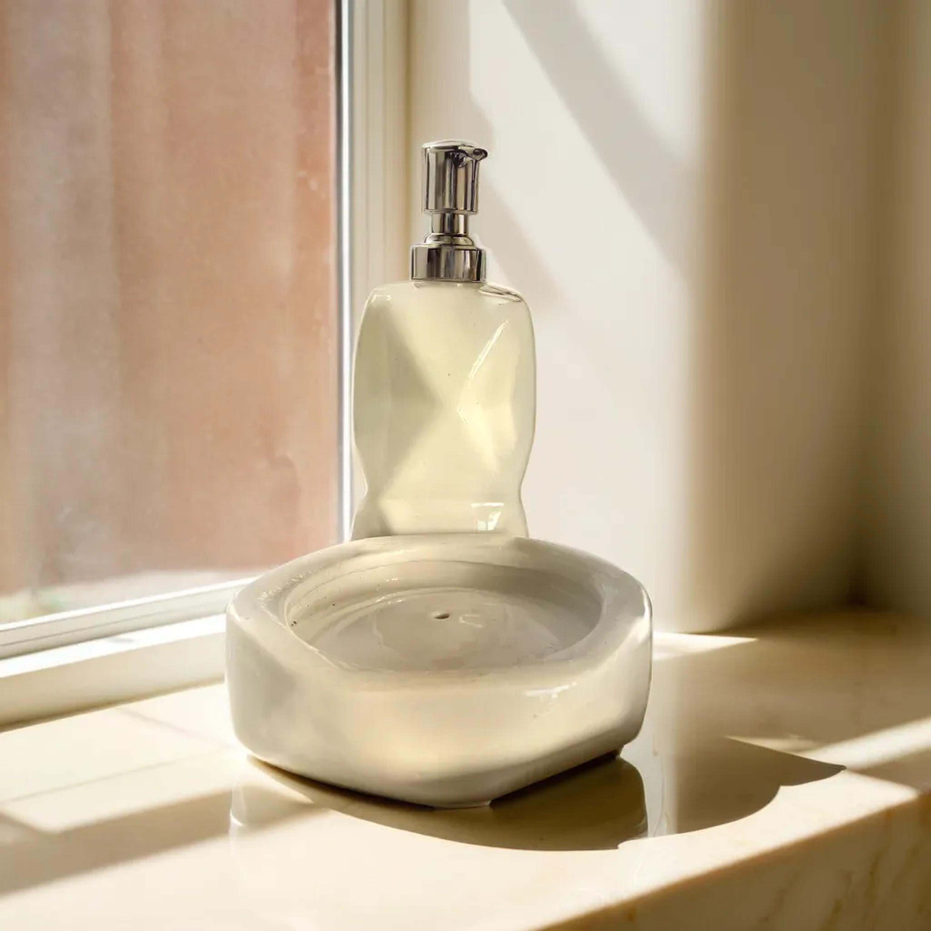 Refillable Ceramic White Hand Soap Dispenser with Pump