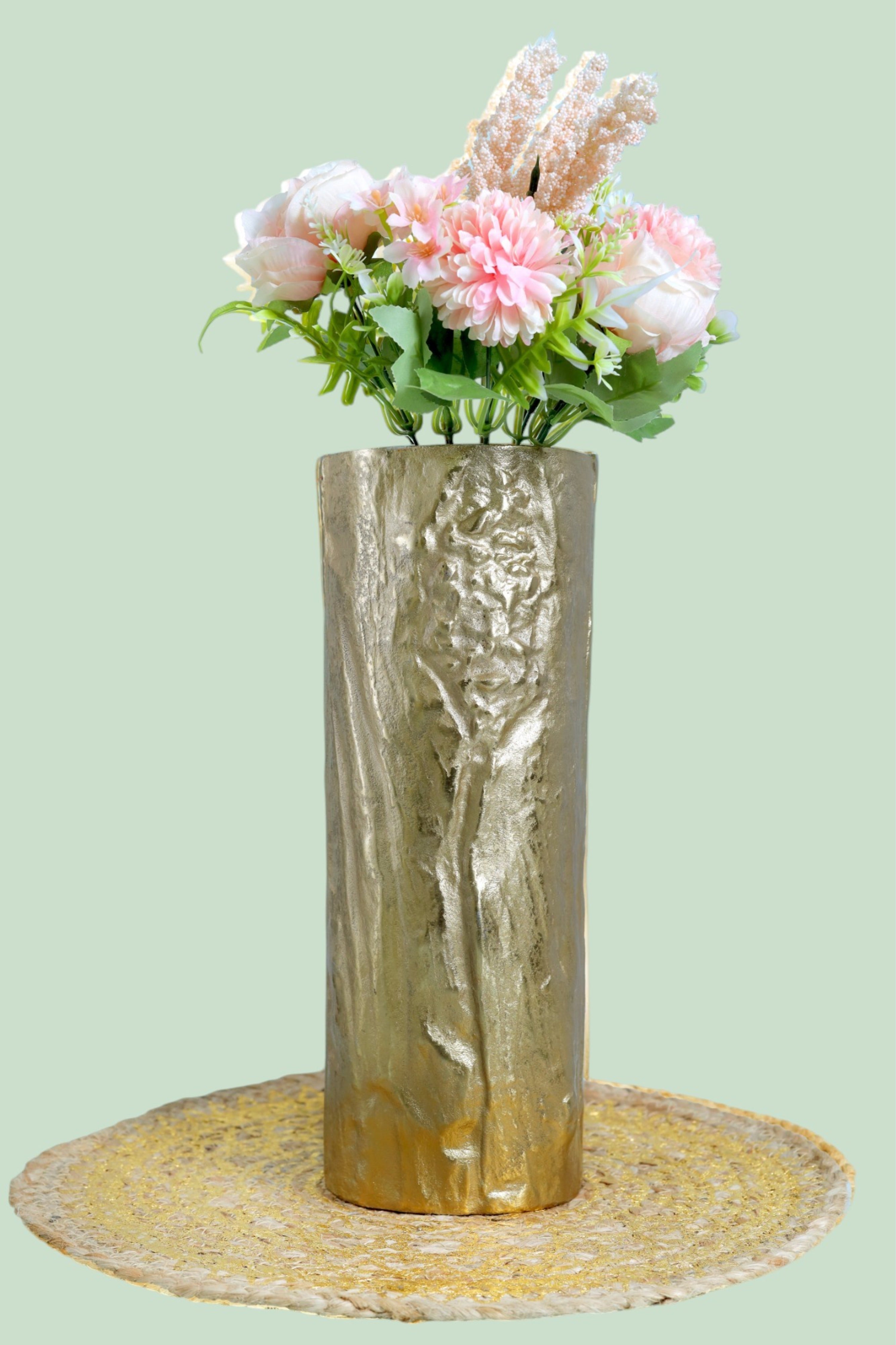 Shimmering Elegance Aluminum Golden Vase