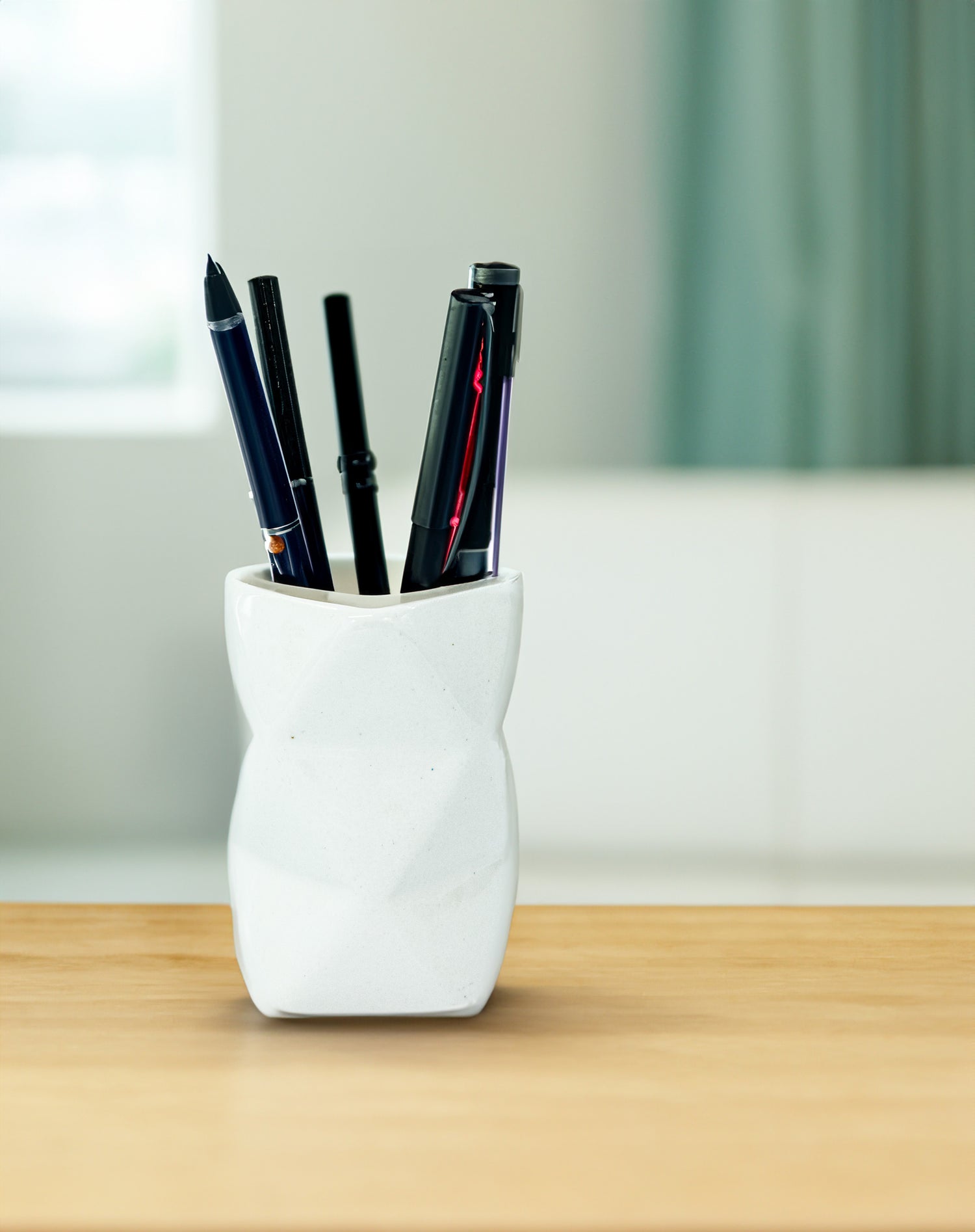 Elegant White Ceramic Toothbrush Holder Stand