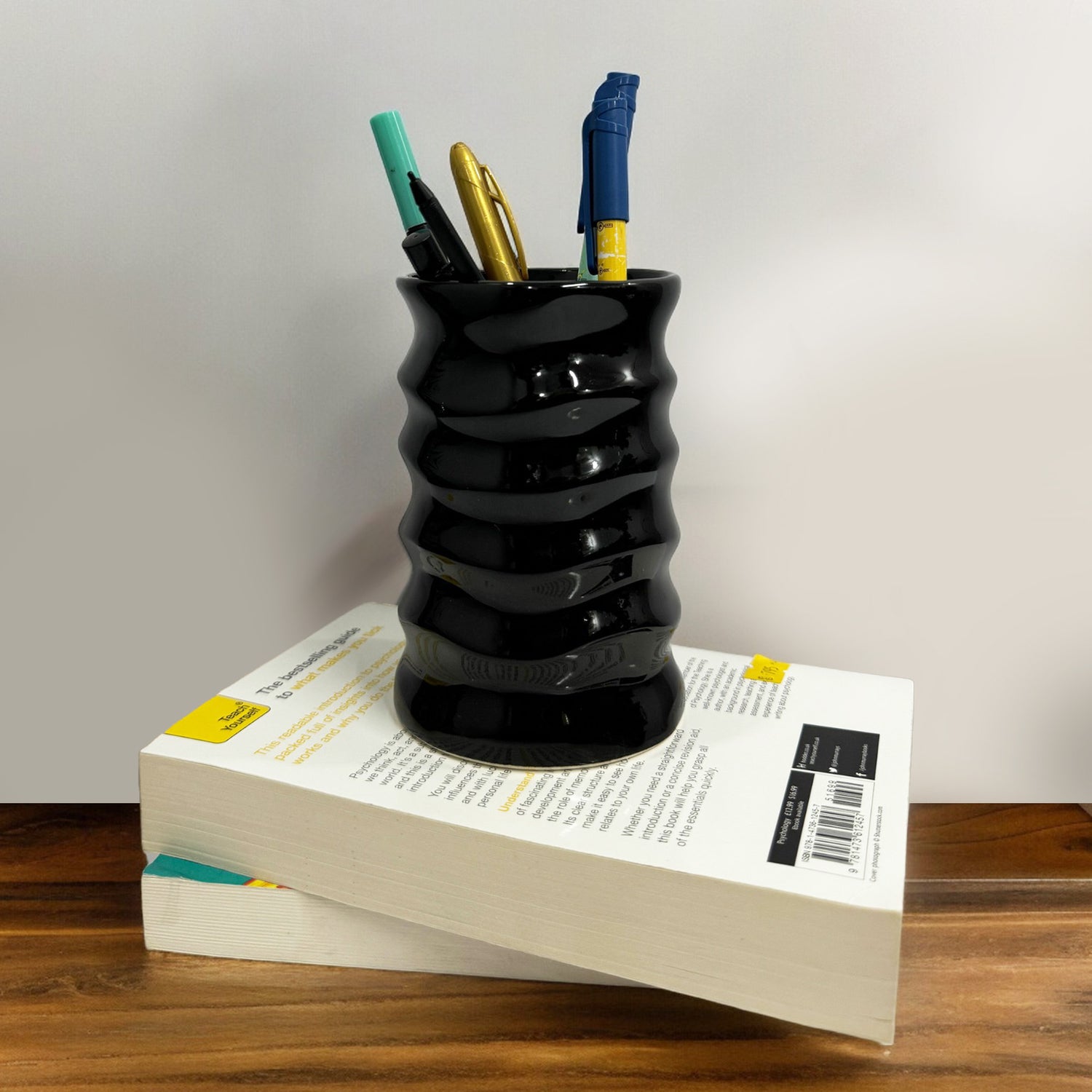 Ceramic Black Round Shape Multipurpose Toothbrush Holder Stand