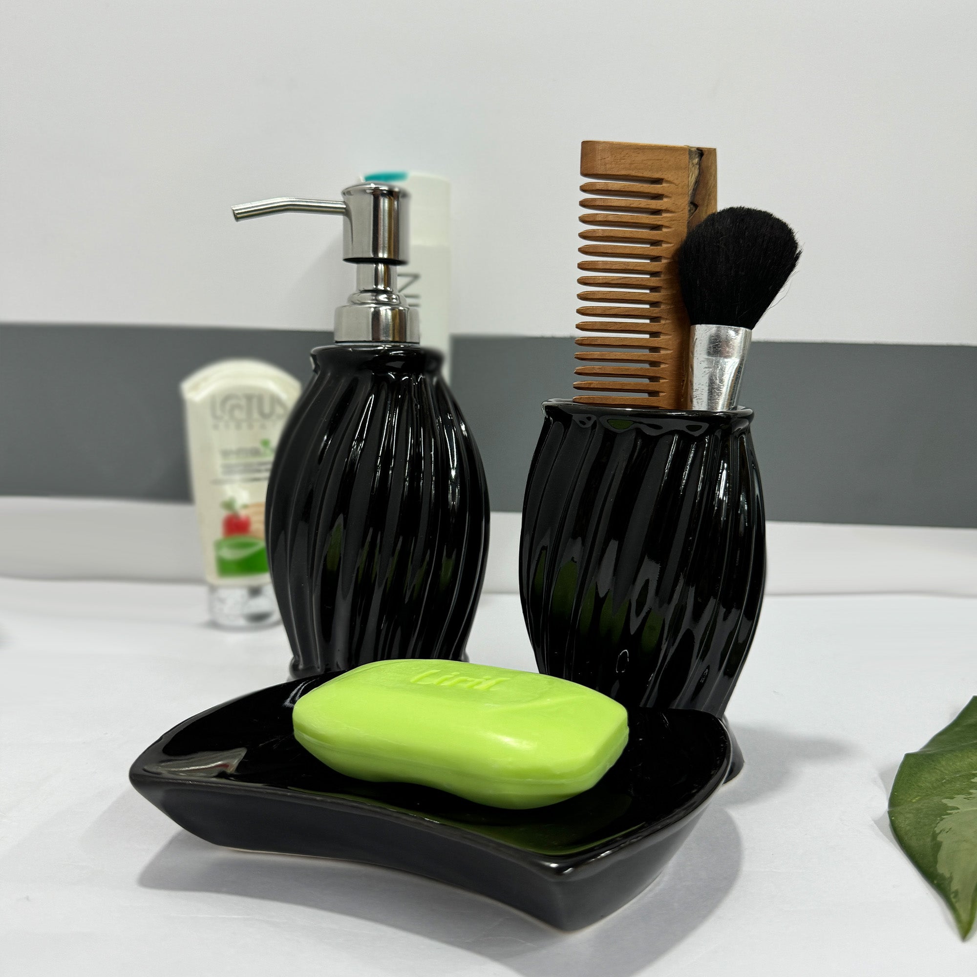 Modern Black Ceramic Bath Set with Liquid handwash Soap Dispenser, Toothbrush Holder and Soap Dish Tray - Set of 3