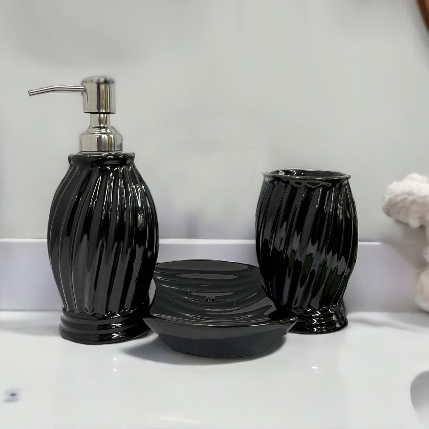 Modern Black Ceramic Bath Set with Liquid handwash Soap Dispenser, Toothbrush Holder and Soap Dish Tray - Set of 3