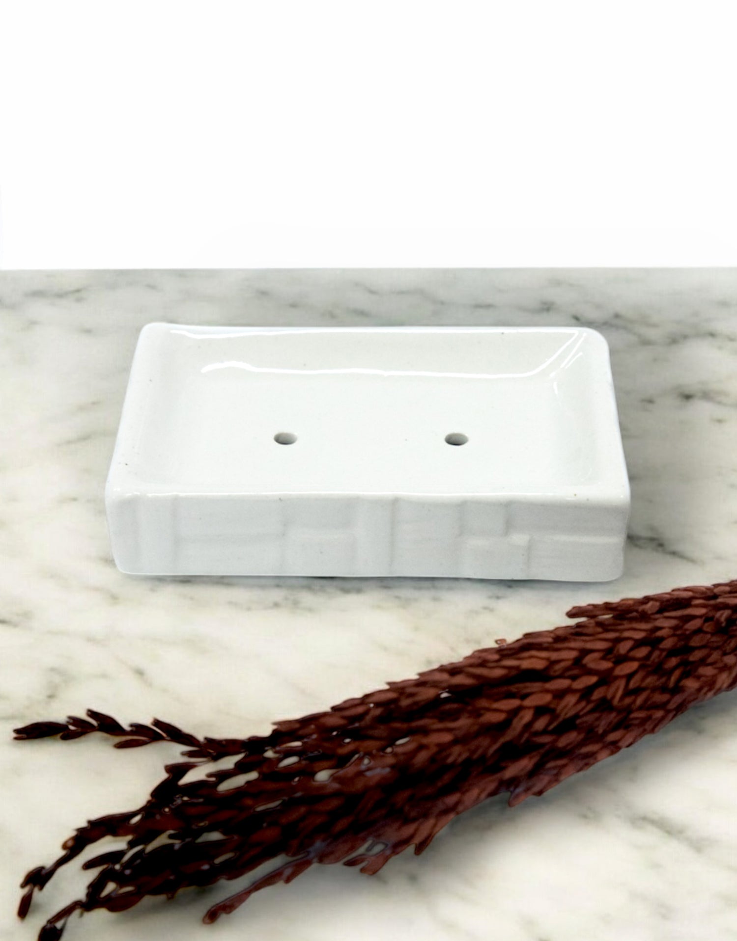 Luxury Glossy Ceramic White Soap Dish Tray