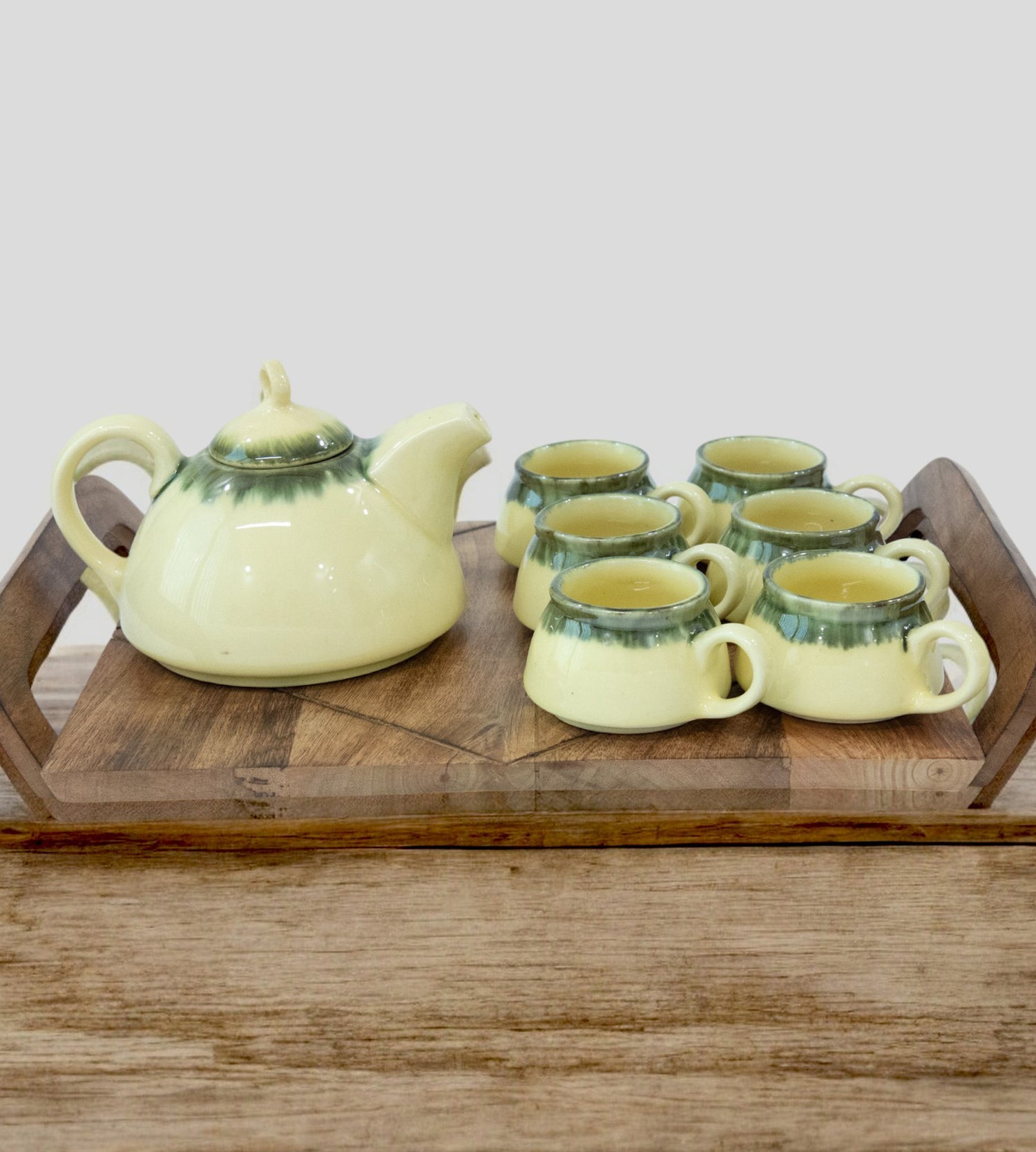 Glossy Ceramic Yellow &amp; Green Textured Kettle Set of Cups - Pack of 7