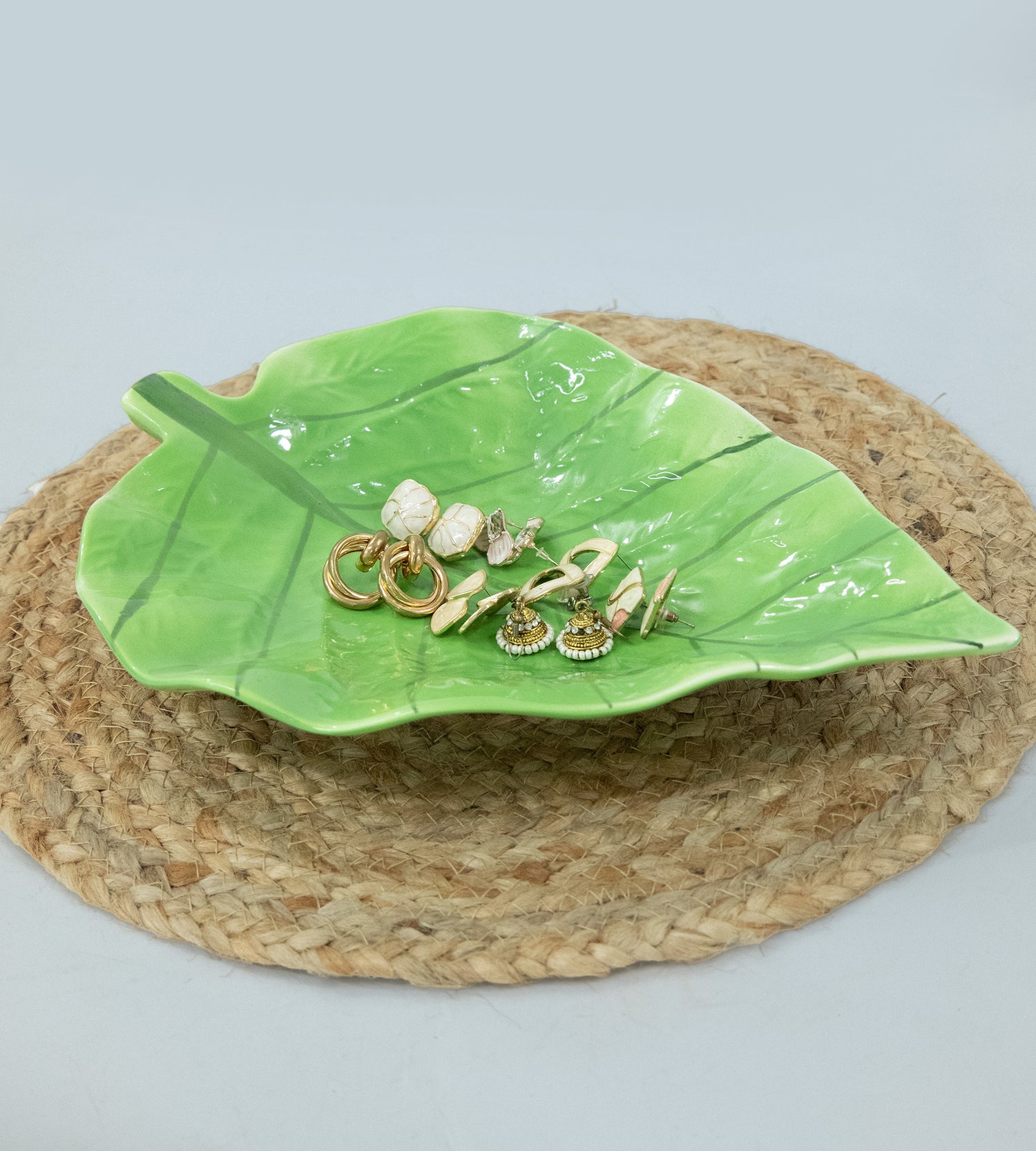 Ceramic Green Leaf Shaped Multipurpose Tray