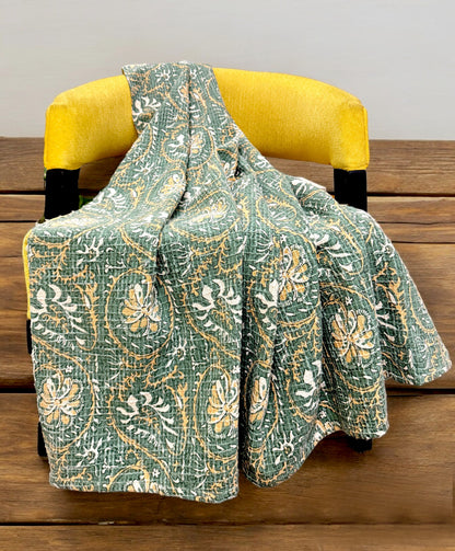 Green Hand Woven Cotton Throw for Sofa and Couch