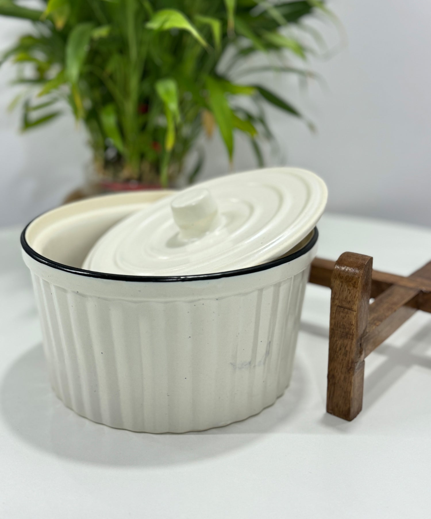 Ceramic White Kitchen Bowl with Wooden Stand, Perfect for Roasting, Serving, Baking, Cooking