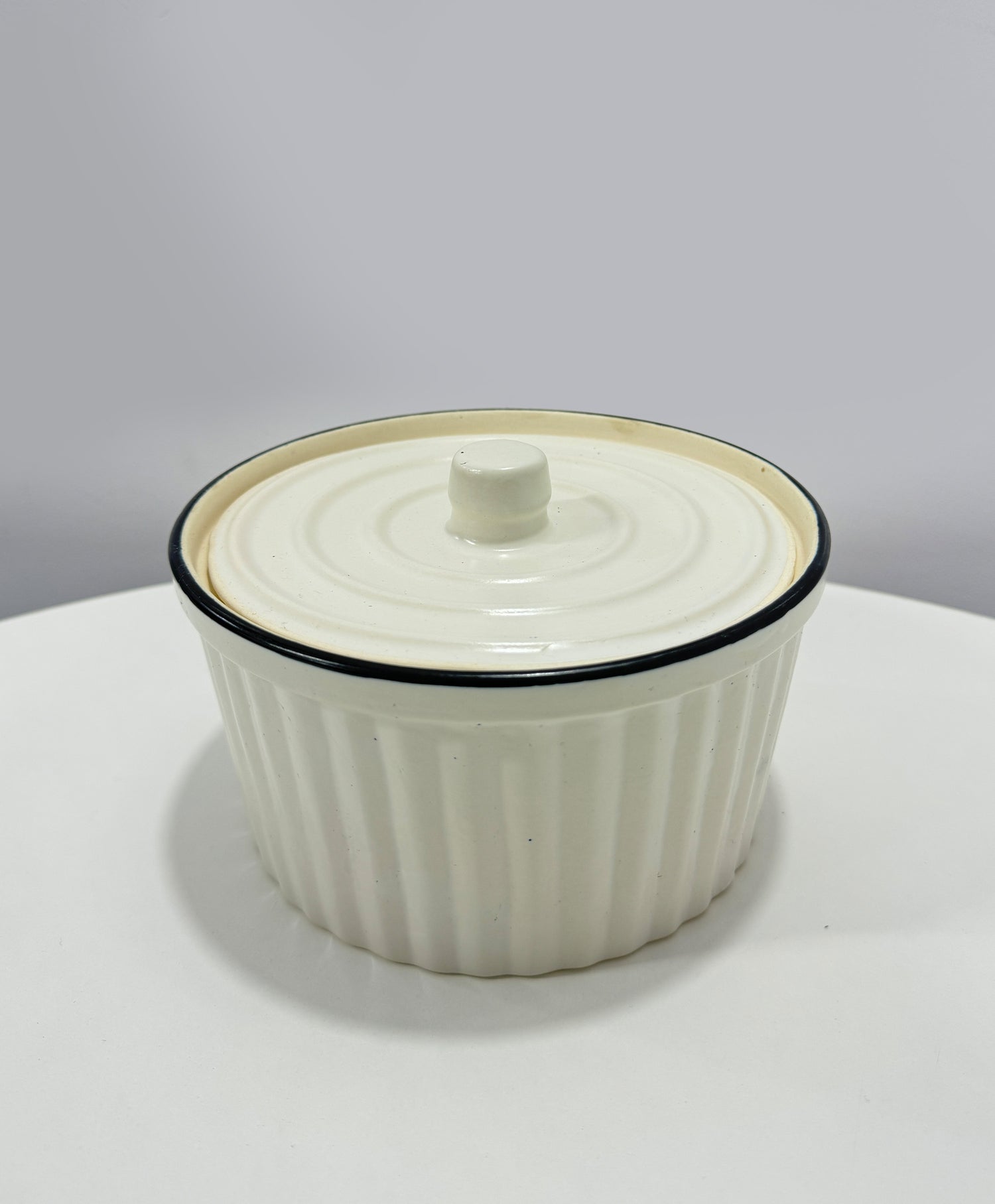 Ceramic White Kitchen Bowl with Wooden Stand, Perfect for Roasting, Serving, Baking, Cooking