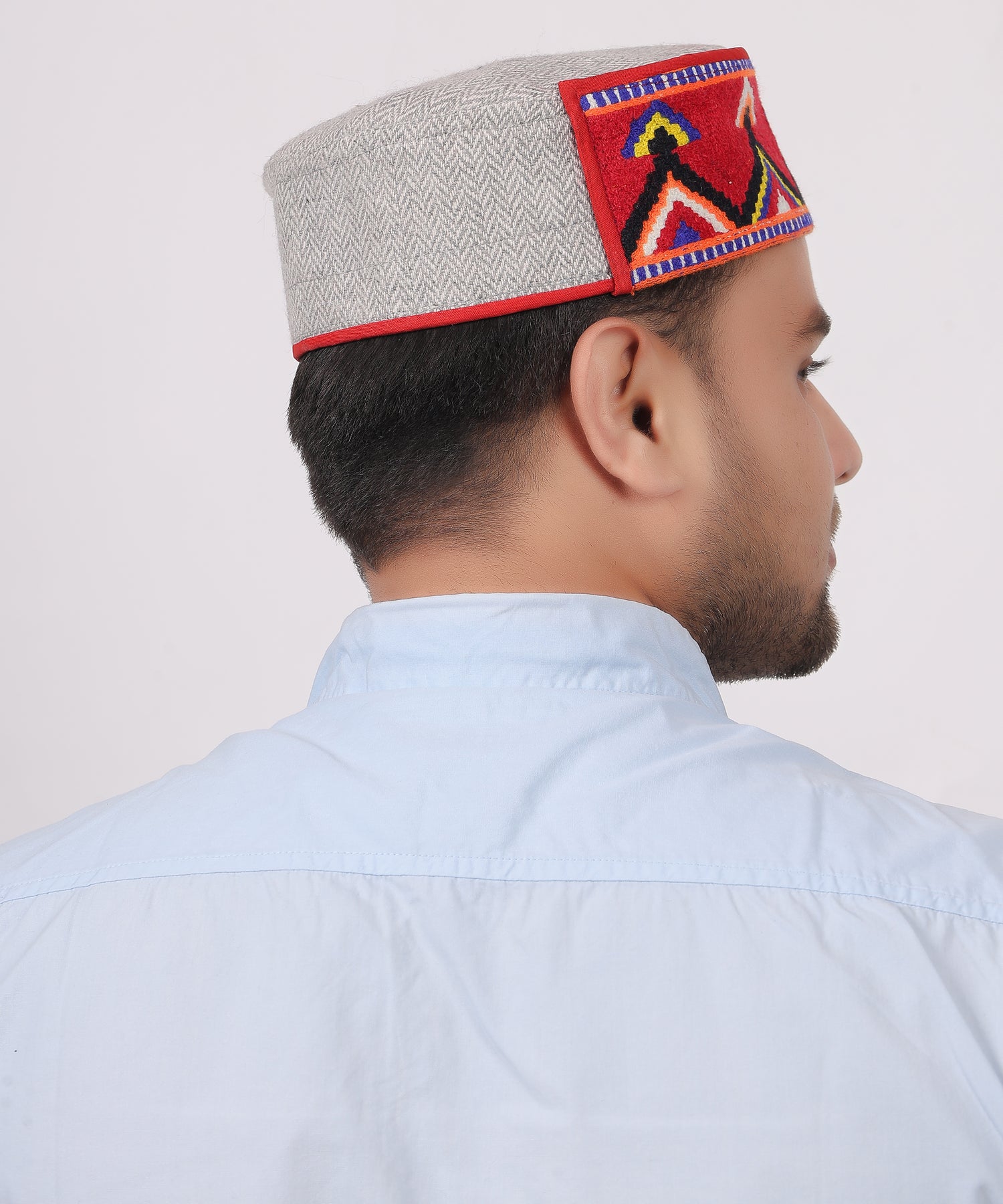 Handcrafted Himachali Kullu Kinnauri Woollen Grey Pahadi Topi – A Symbol of Tradition