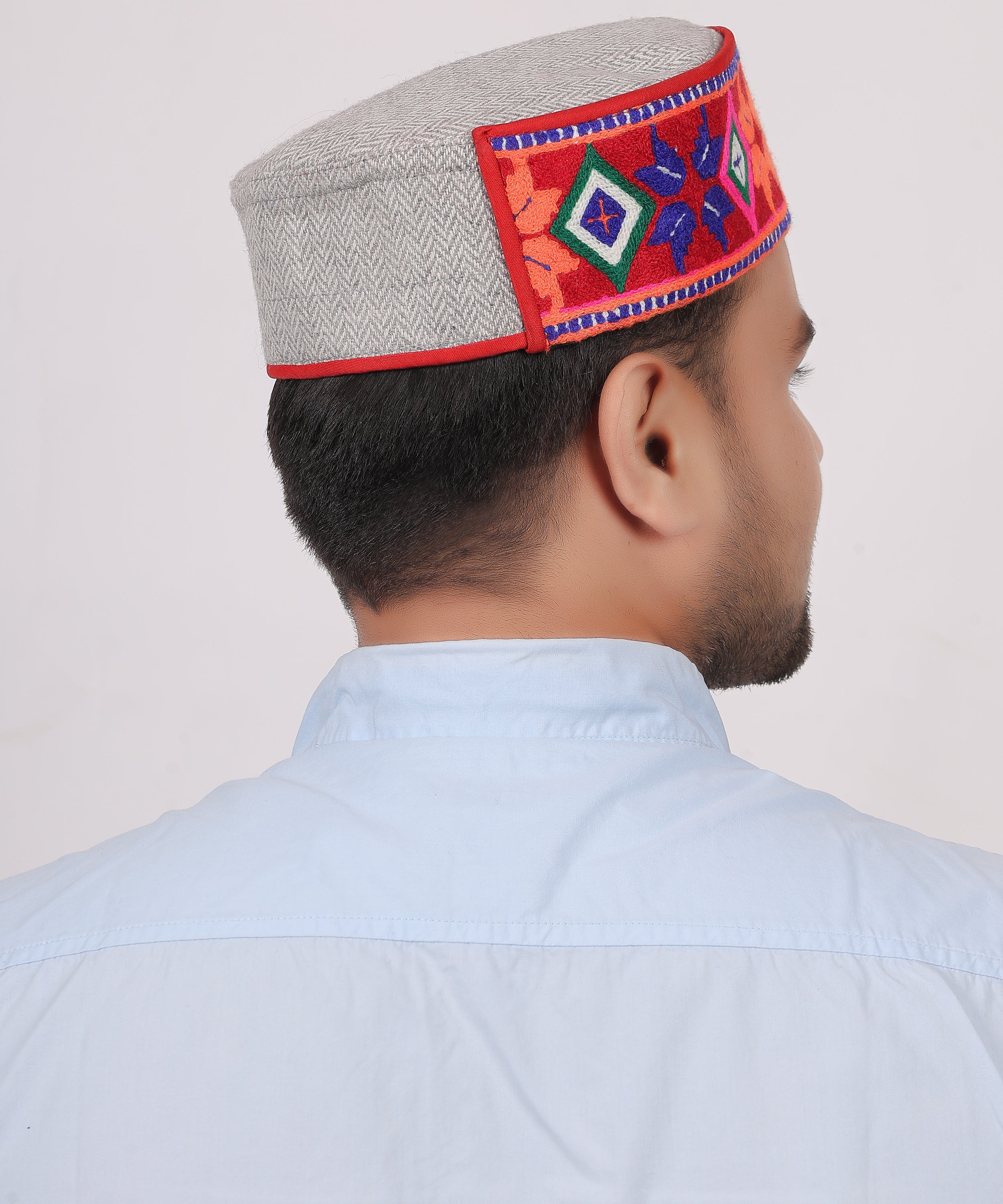 Grey Woollen Pahadi Topi – Traditional Kullu Kinnauri Himachali Cap for All Generations