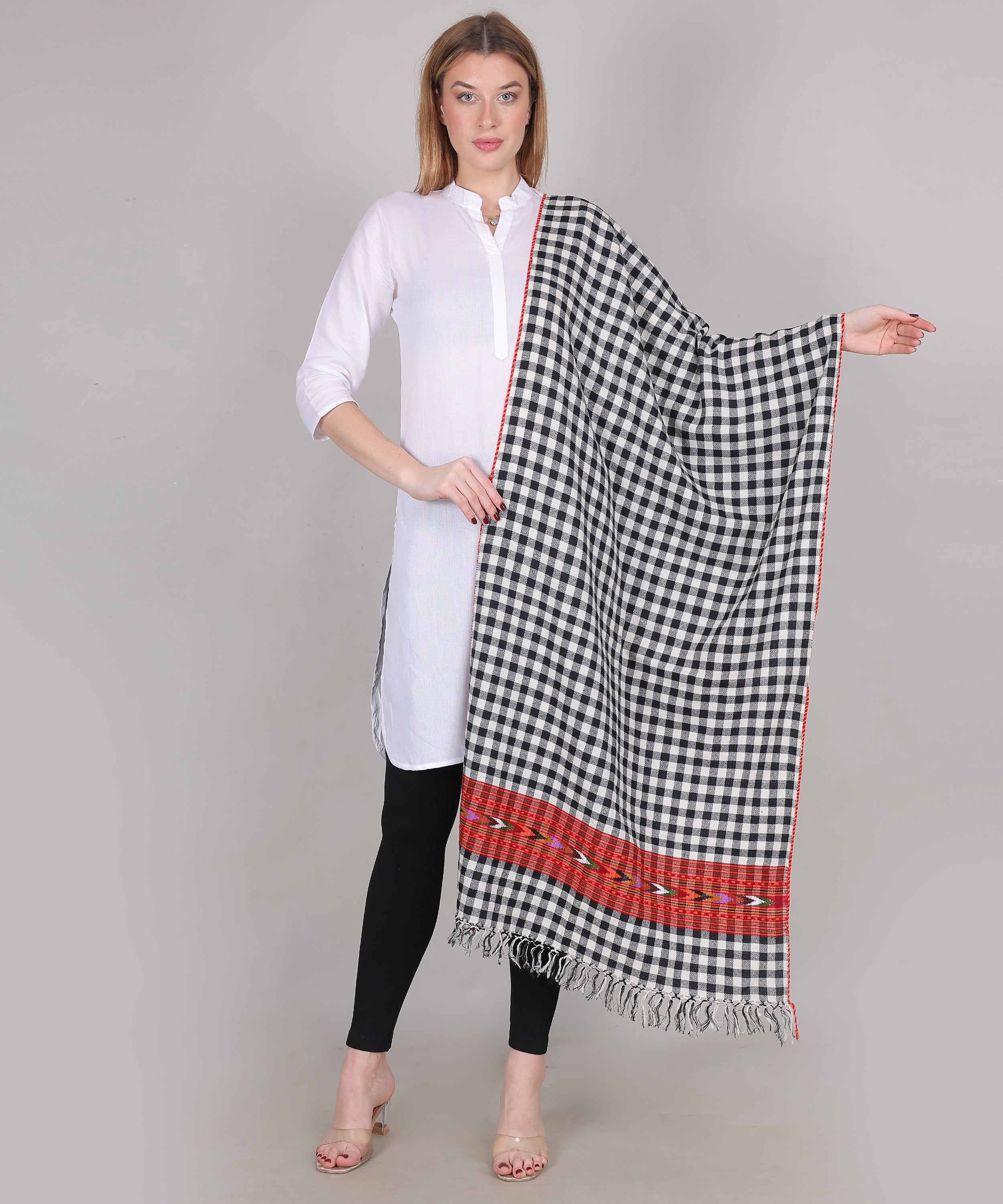 Premium Kullu Handloom Black Stole – Intricate Patti Pure Wool Wrap with Stunning Kullu Weaving Checks Design