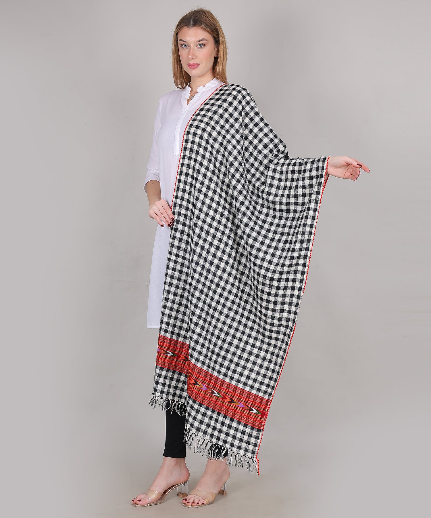 Premium Kullu Handloom Black Stole – Intricate Patti Pure Wool Wrap with Stunning Kullu Weaving Checks Design