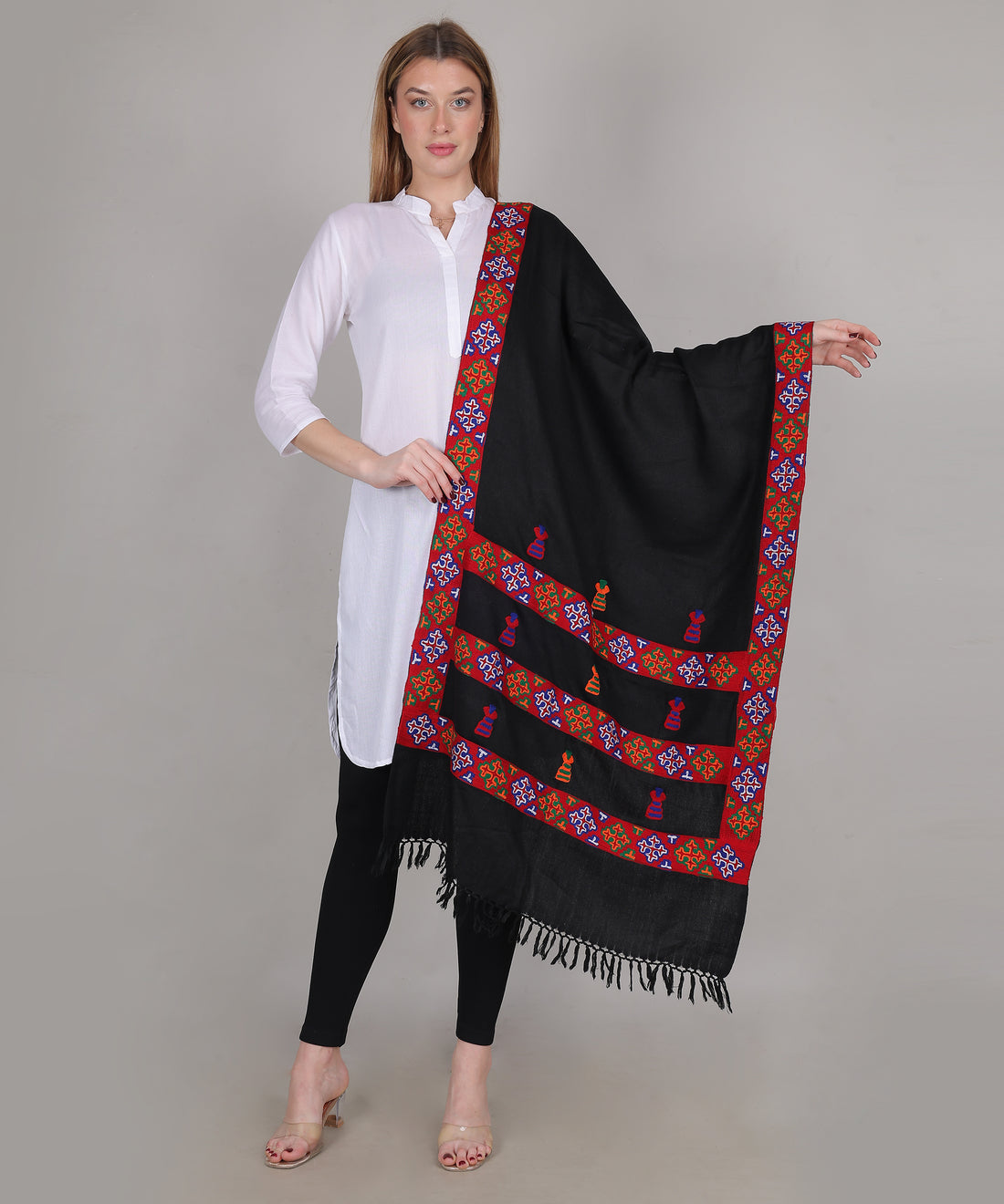 Traditional Kullu Handloom Embroidered 3 patti Woollen Black Stole – Premium Soft with Kullu Weaving Design