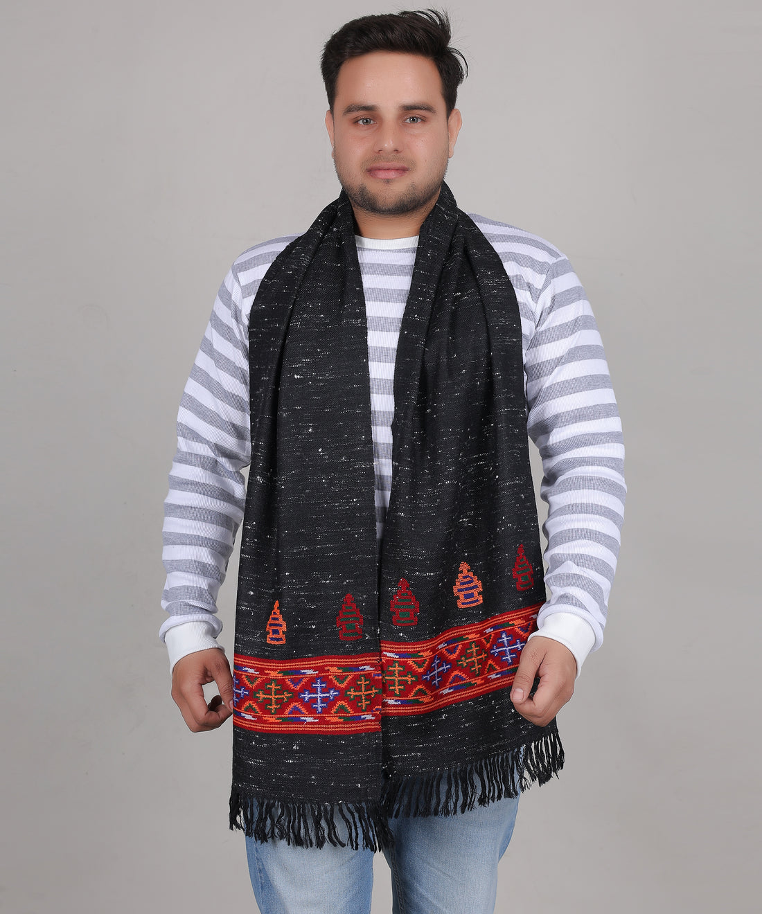 Kinnauri Pure Woollen Black Muffler – Handcrafted Kullu Weaving Patterns