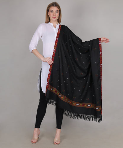 Traditional Handloom Kingri Jala Kullu Black Shawl – Pure Woollen with Classic Border