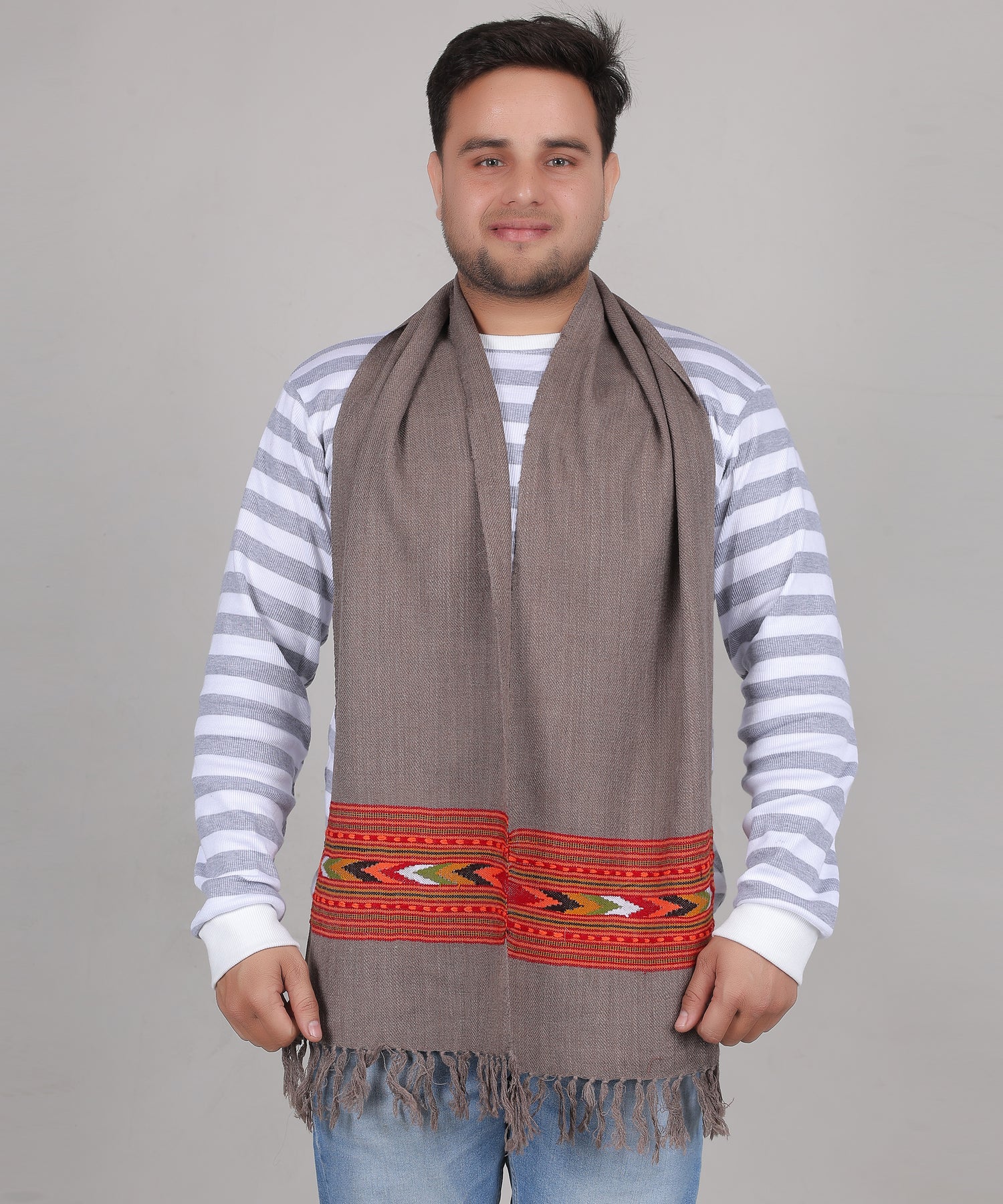 Exquisite Handwoven Kullu Woollen Grey Muffler – Premium Embroidered Patti for Distinct Style