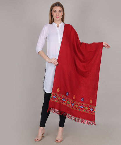 Women’s Handcrafted Pure Woollen Stole – Elegant Kullu Patti Design, Soft and Warm