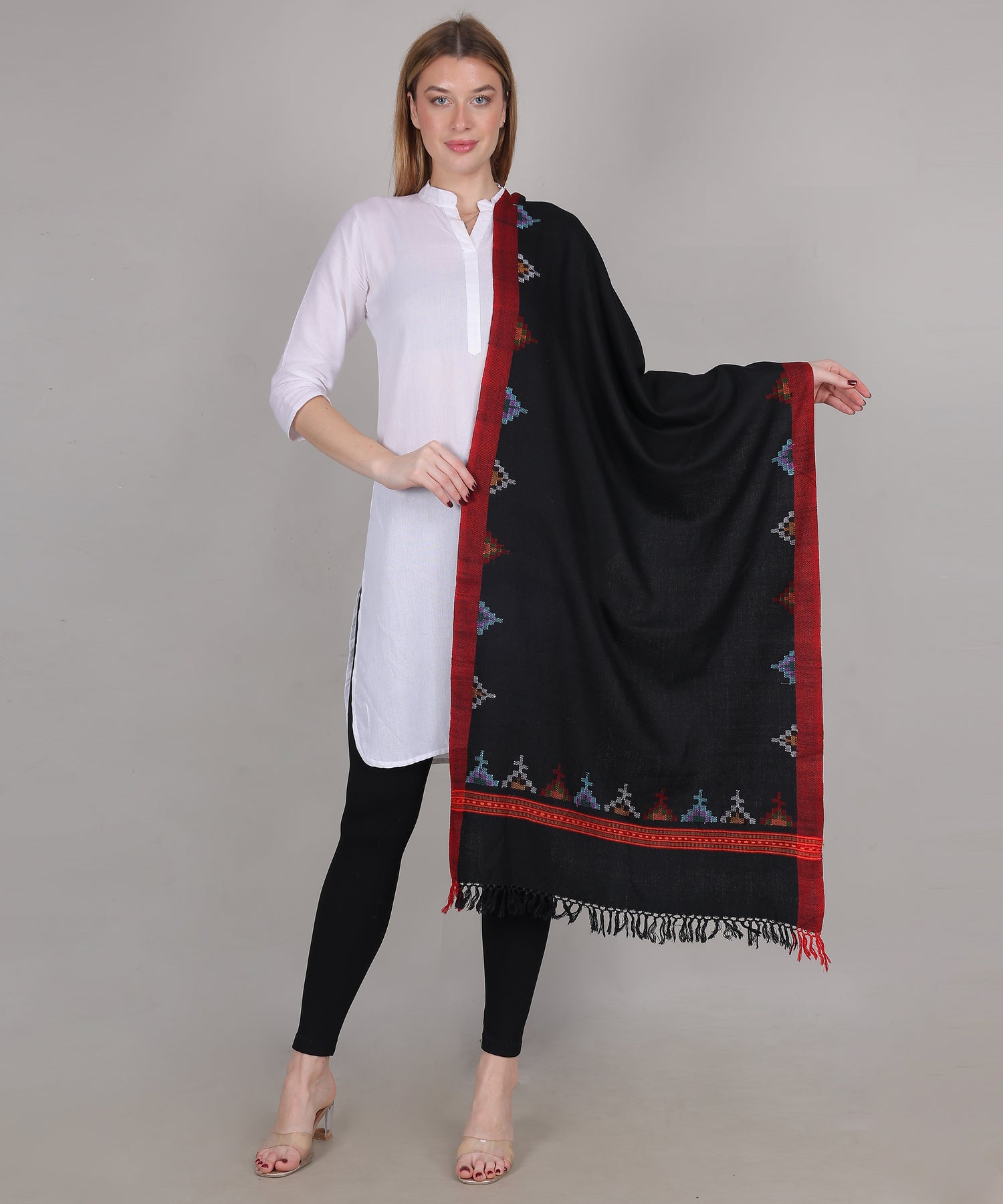 Elegant Kullu Handloom Black Stole – Handcrafted Patti Pure Wool Wrap with Classic Kullu Embroidery