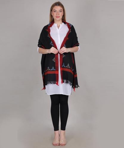 Elegant Kullu Handloom Black Stole – Handcrafted Patti Pure Wool Wrap with Classic Kullu Embroidery