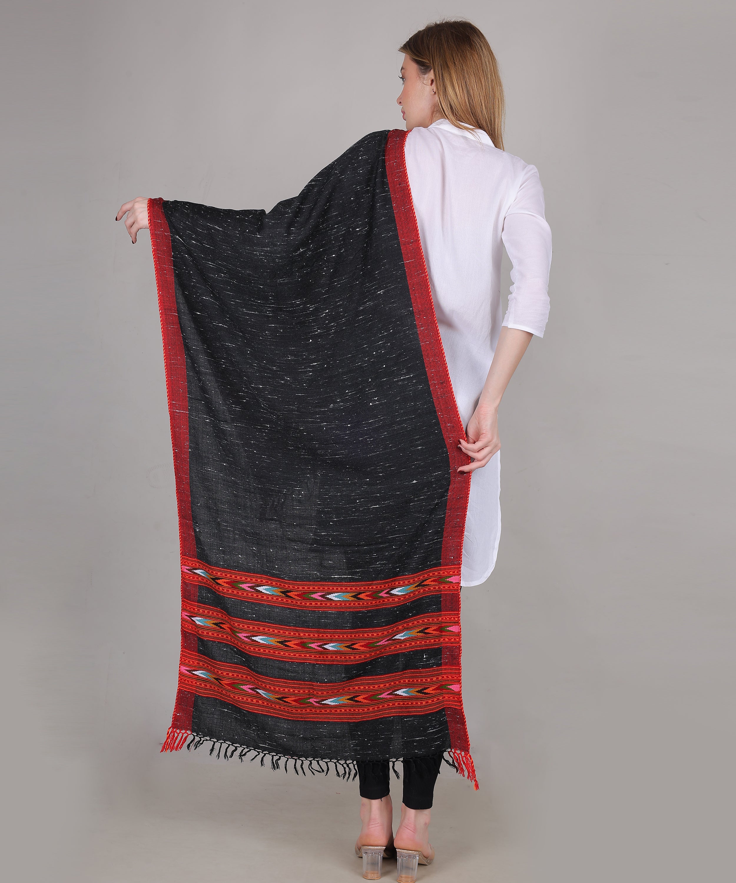 Authentic Kullu Handloom Black Stole – Embroidered 3 Patti Pure Wool Wrap with Traditional Kullu Weaving