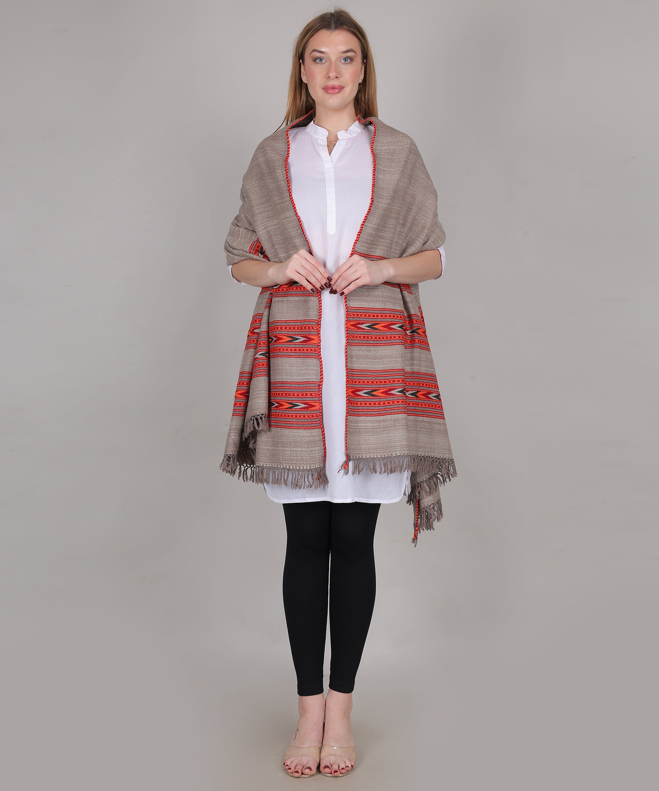 Authentic Traditional Yak Wool Grey Shawl – Handwoven Kullu Design