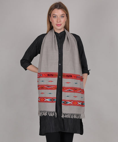 Elegant Kullu Handwoven Woollen Grey Muffler – Pure Wool with Rich Embroidered 3 Patti