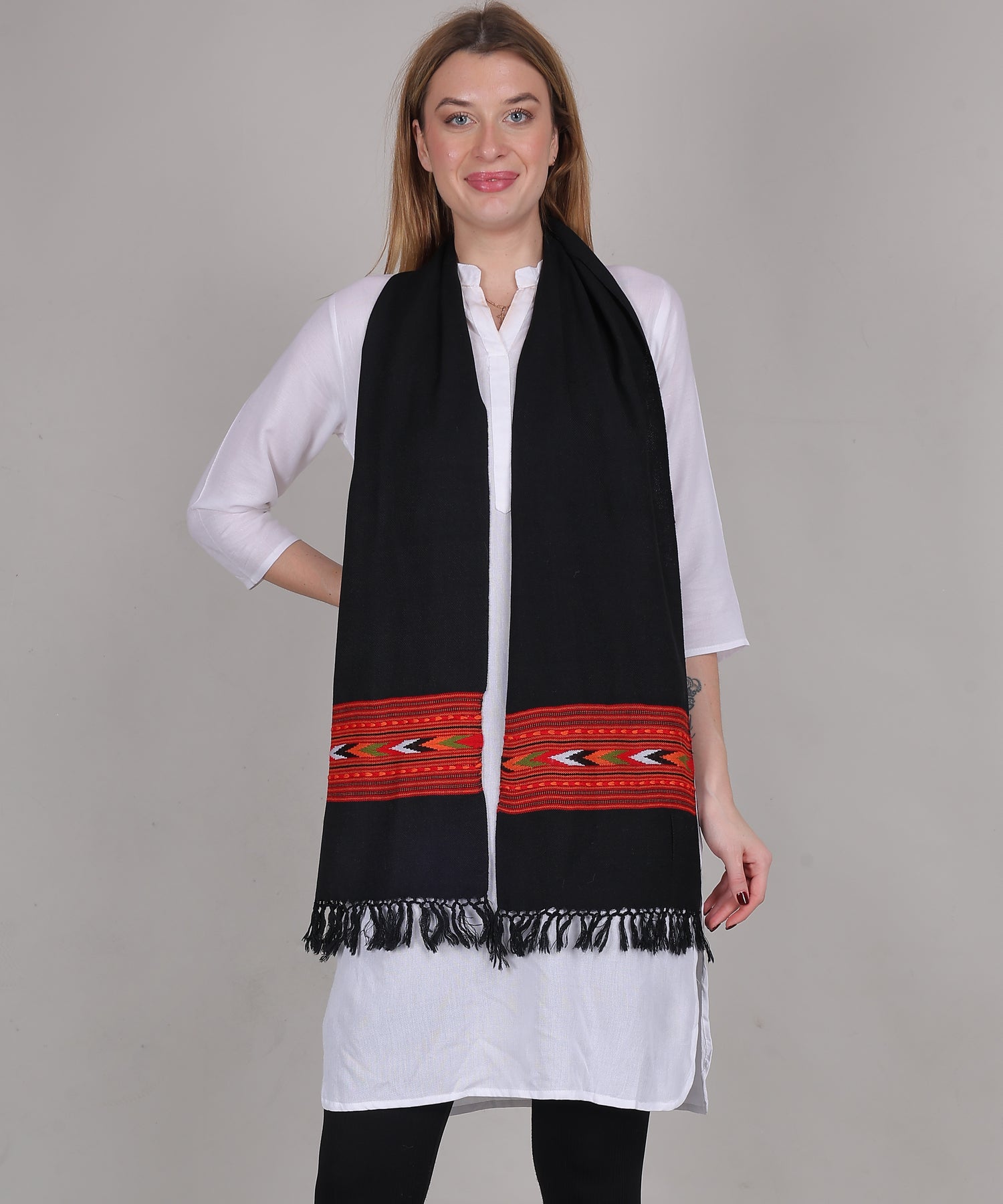 Premium Kullu Handwoven Woollen Muffler – Embroidered Black 1 Patti Design