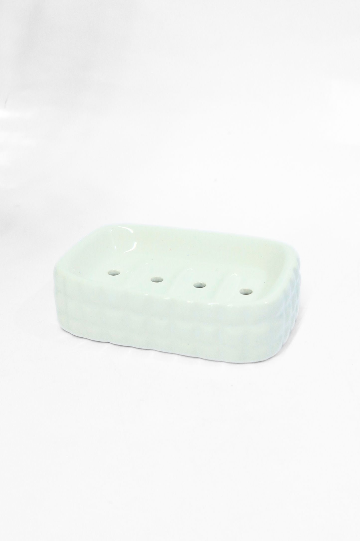 Charming Ceramic White Soap Dish Tray