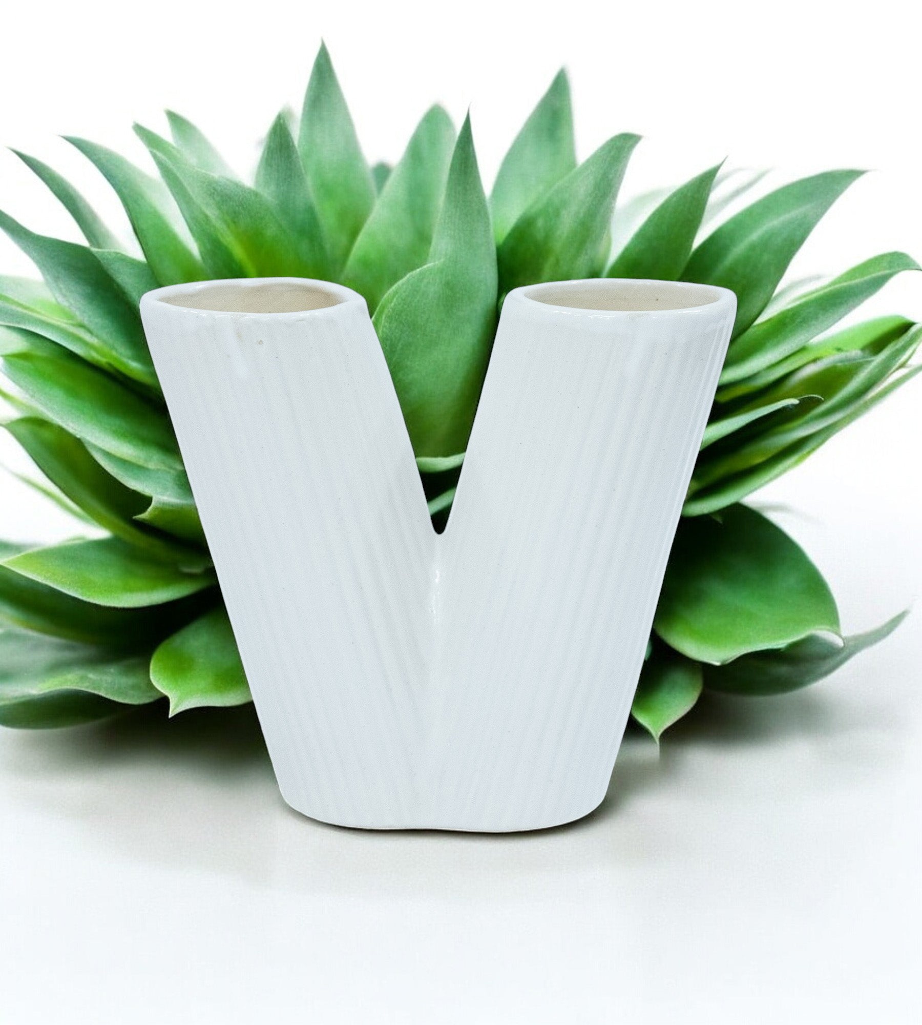 White Ceramic Love  Modern Vase - Set of 4