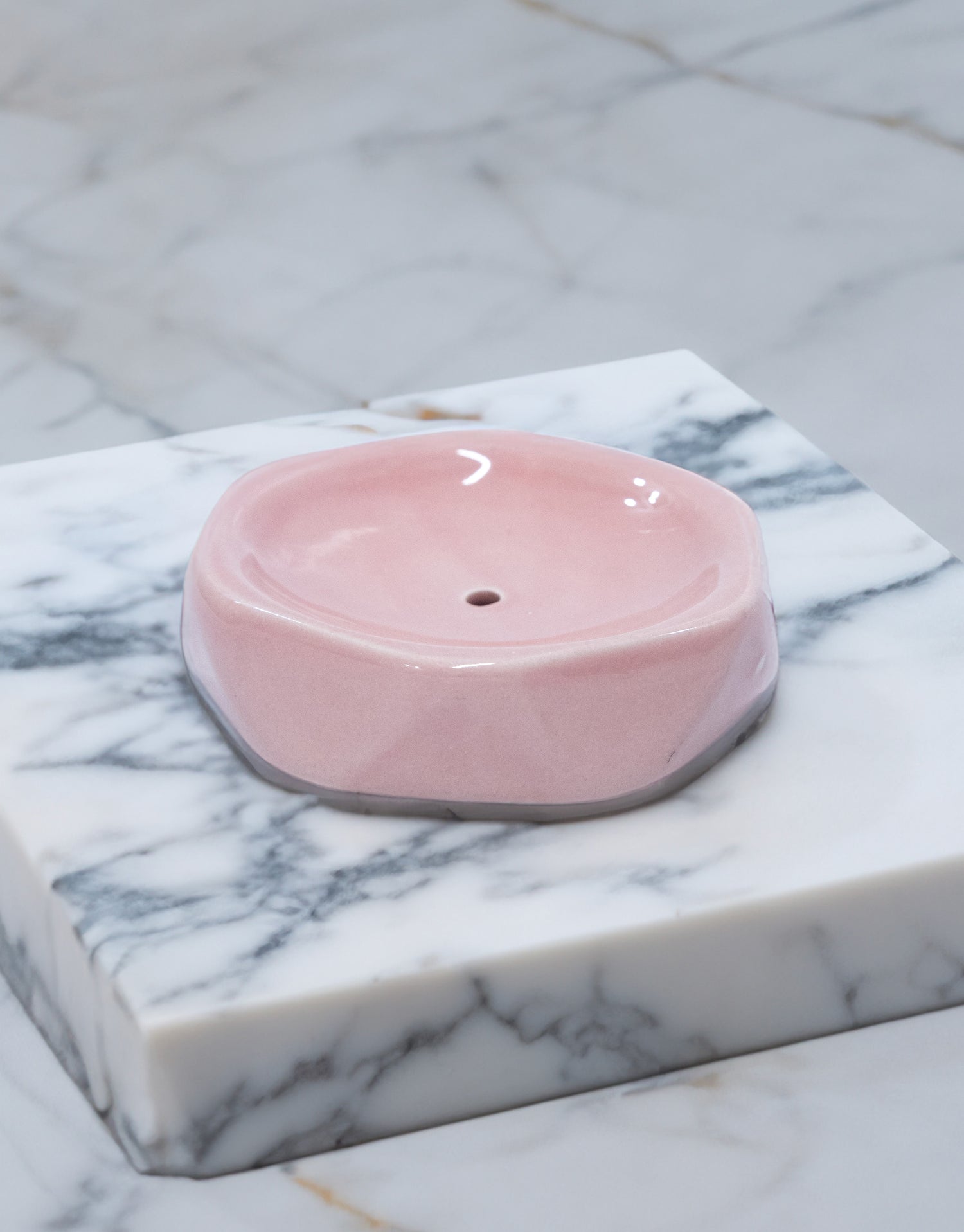 Elegant Ceramic Pink Soap Dish Tray