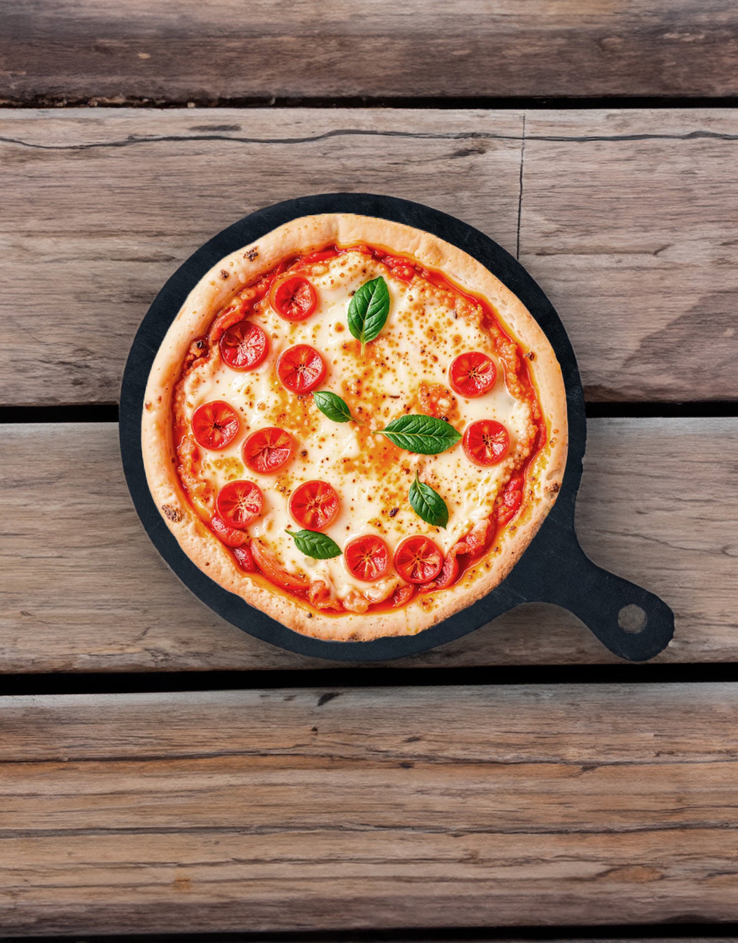 Elegant Black Wooden Pizza Tray – A Stylish Addition to Your Kitchen