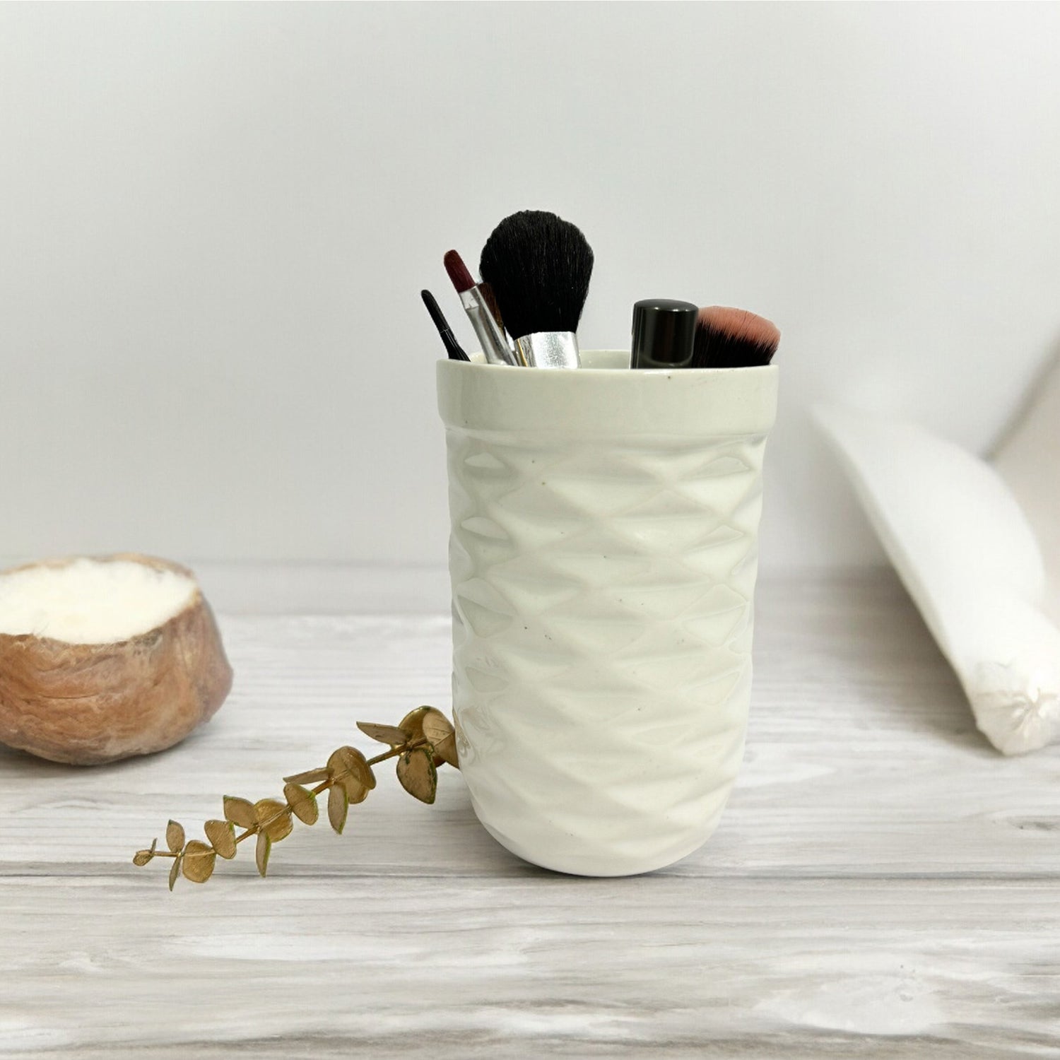 Ceramic White Round Shape Multipurpose Holder Stand