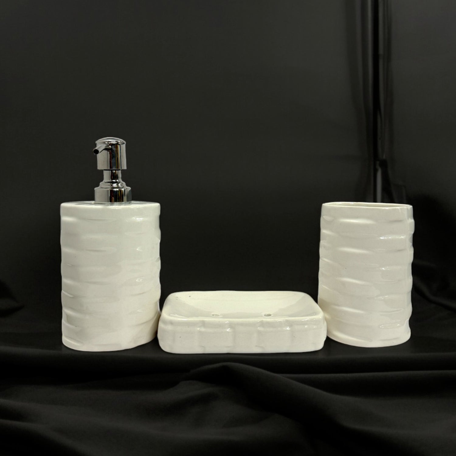 Modern Round White Ceramic Bath Set with Liquid handwash Soap Dispenser, Toothbrush Holder and Soap Dish Tray - Set of 3