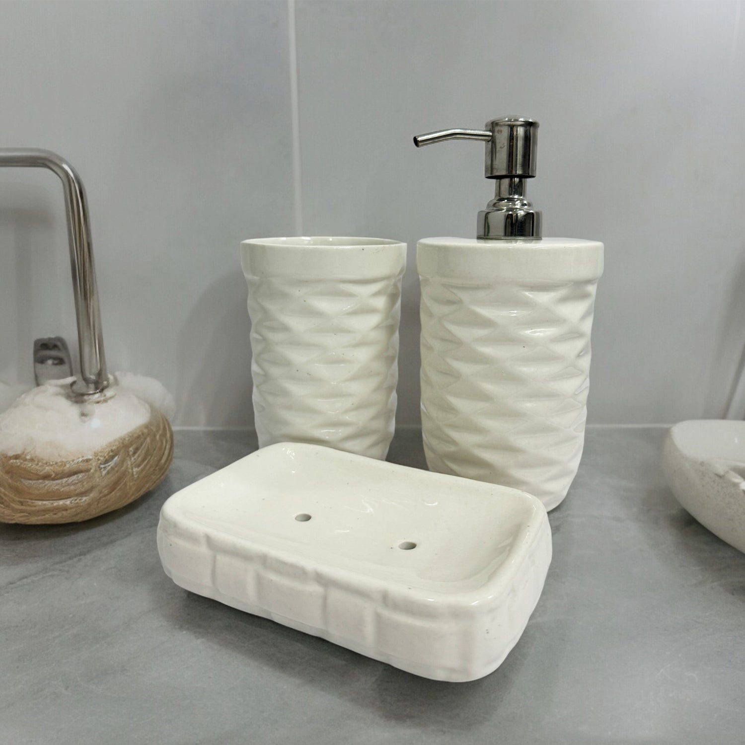 Modern Round White Ceramic Bath Set with Liquid handwash Soap Dispenser, Toothbrush Holder and Soap Dish Tray - Set of 3