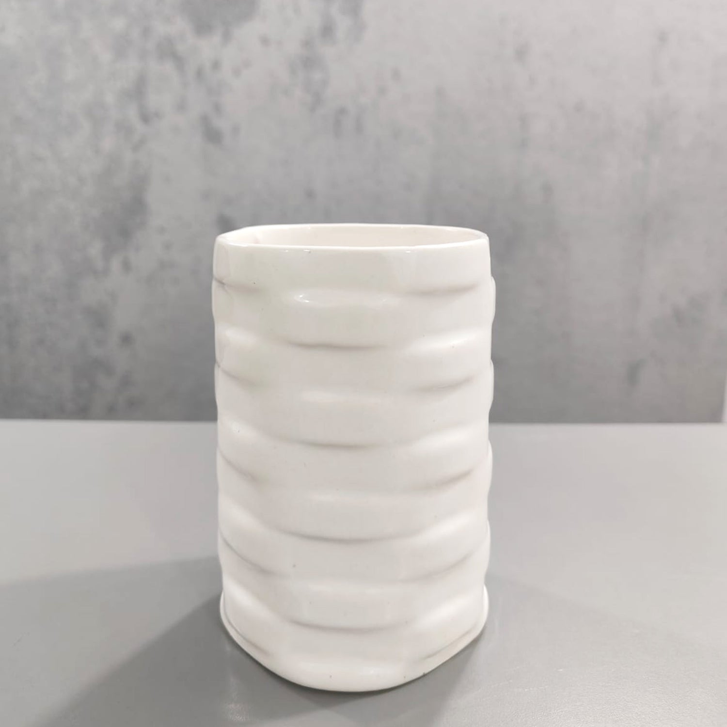 Ceramic White Round Shape Multipurpose Toothbrush Holder Stand